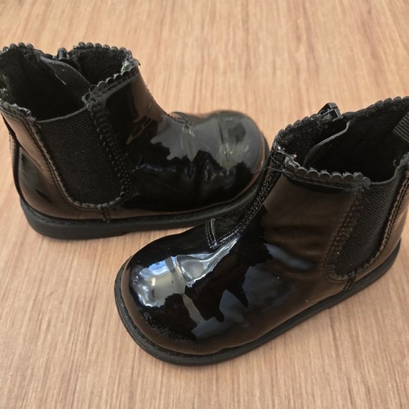 H&M Toddler Boots - Picture 6 of 8